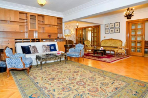 authentic with a reasonable price in the heart Cairo